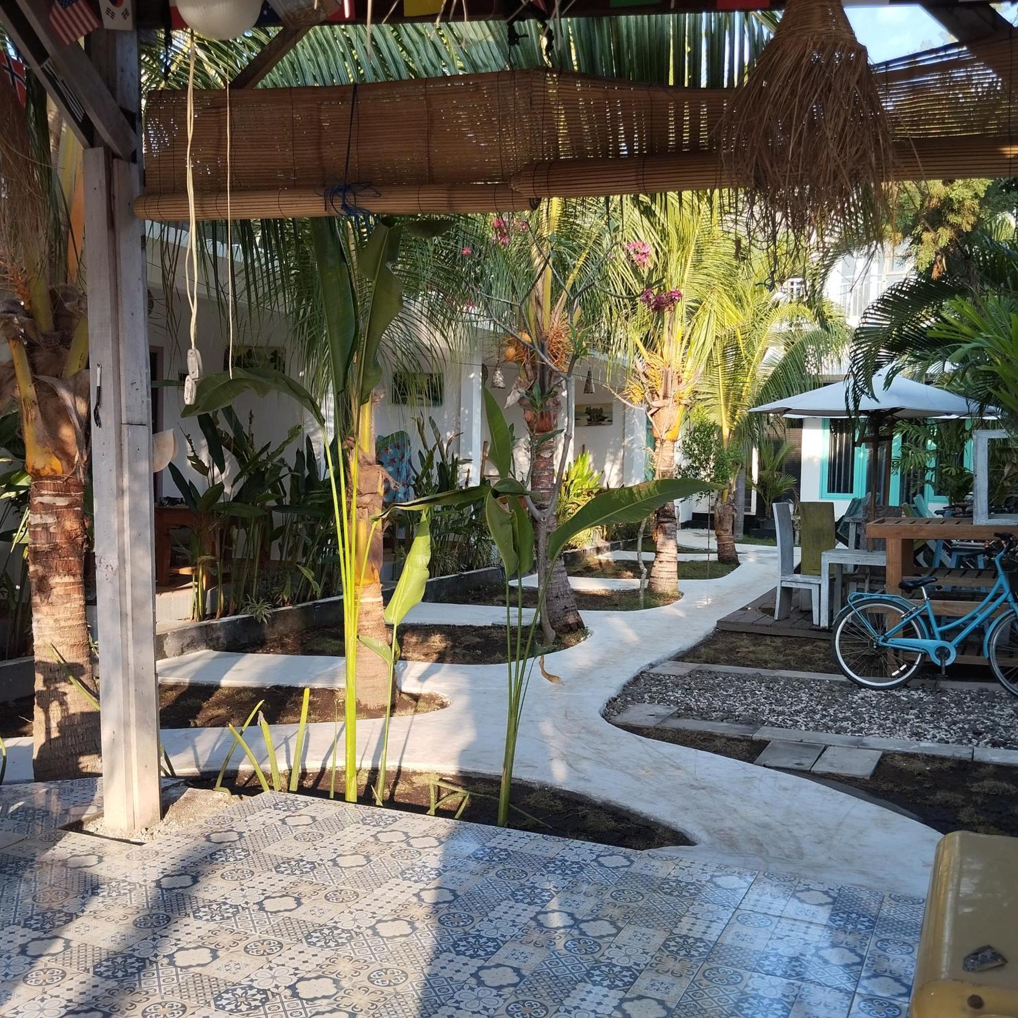 Palm Trees Villas Gili Islands Exterior photo