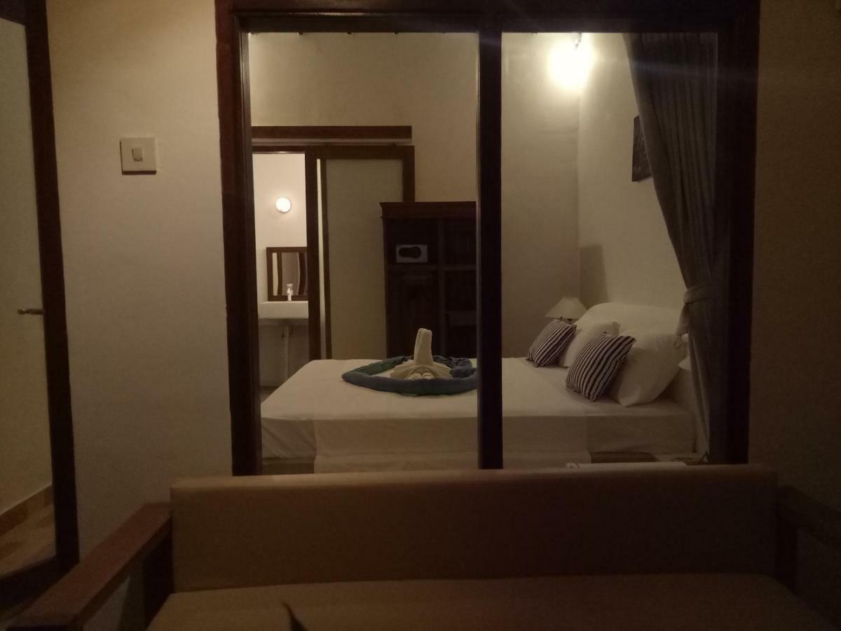 Palm Trees Villas Gili Islands Exterior photo