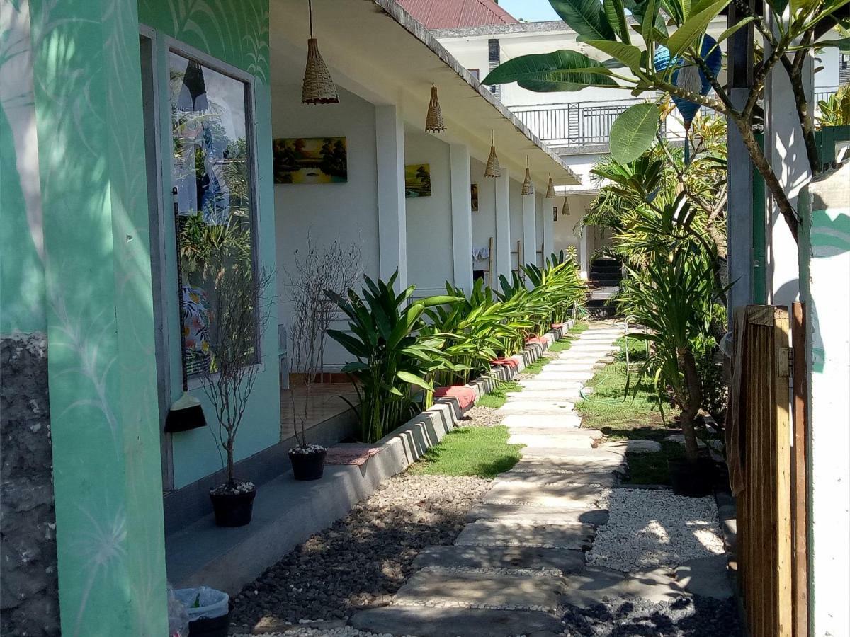 Palm Trees Villas Gili Islands Exterior photo