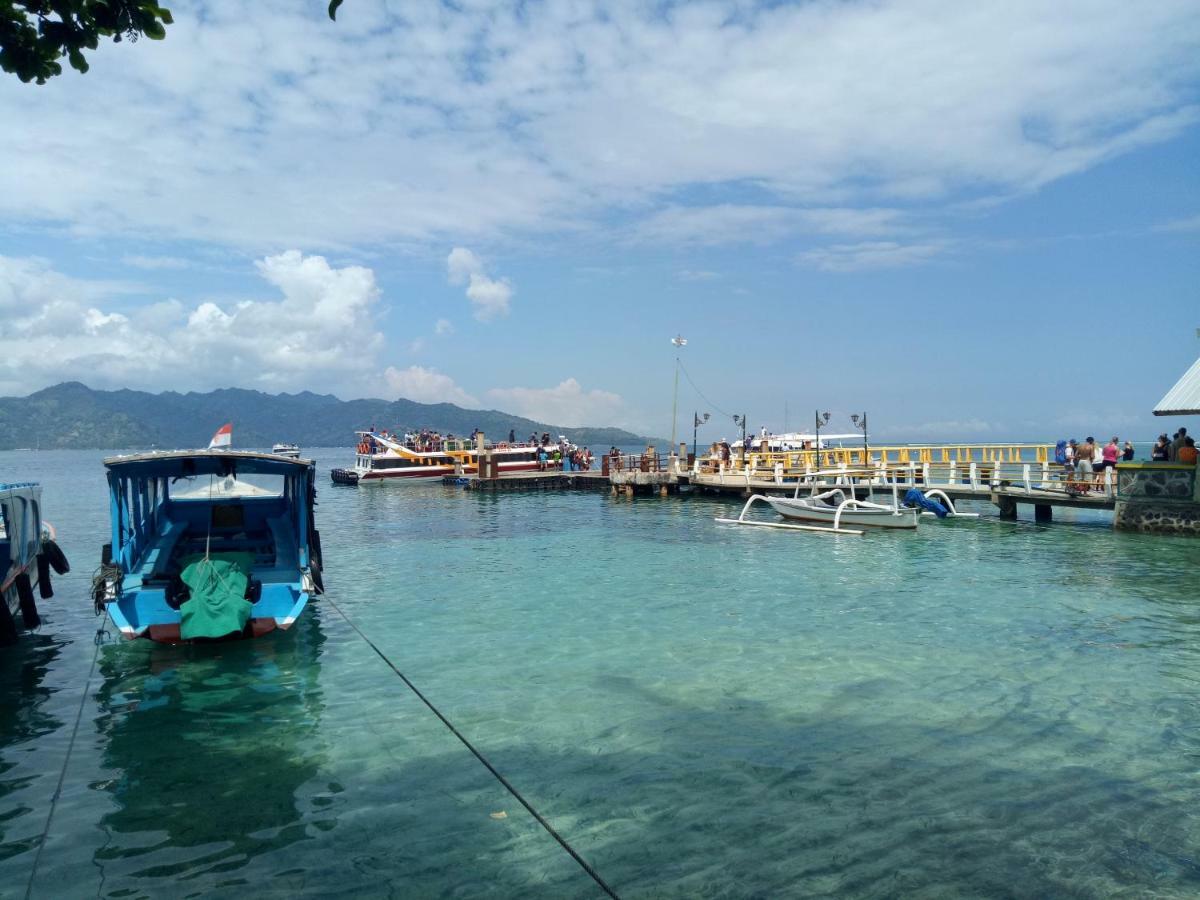 Palm Trees Villas Gili Islands Exterior photo