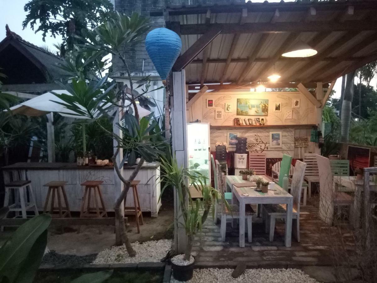 Palm Trees Villas Gili Islands Exterior photo