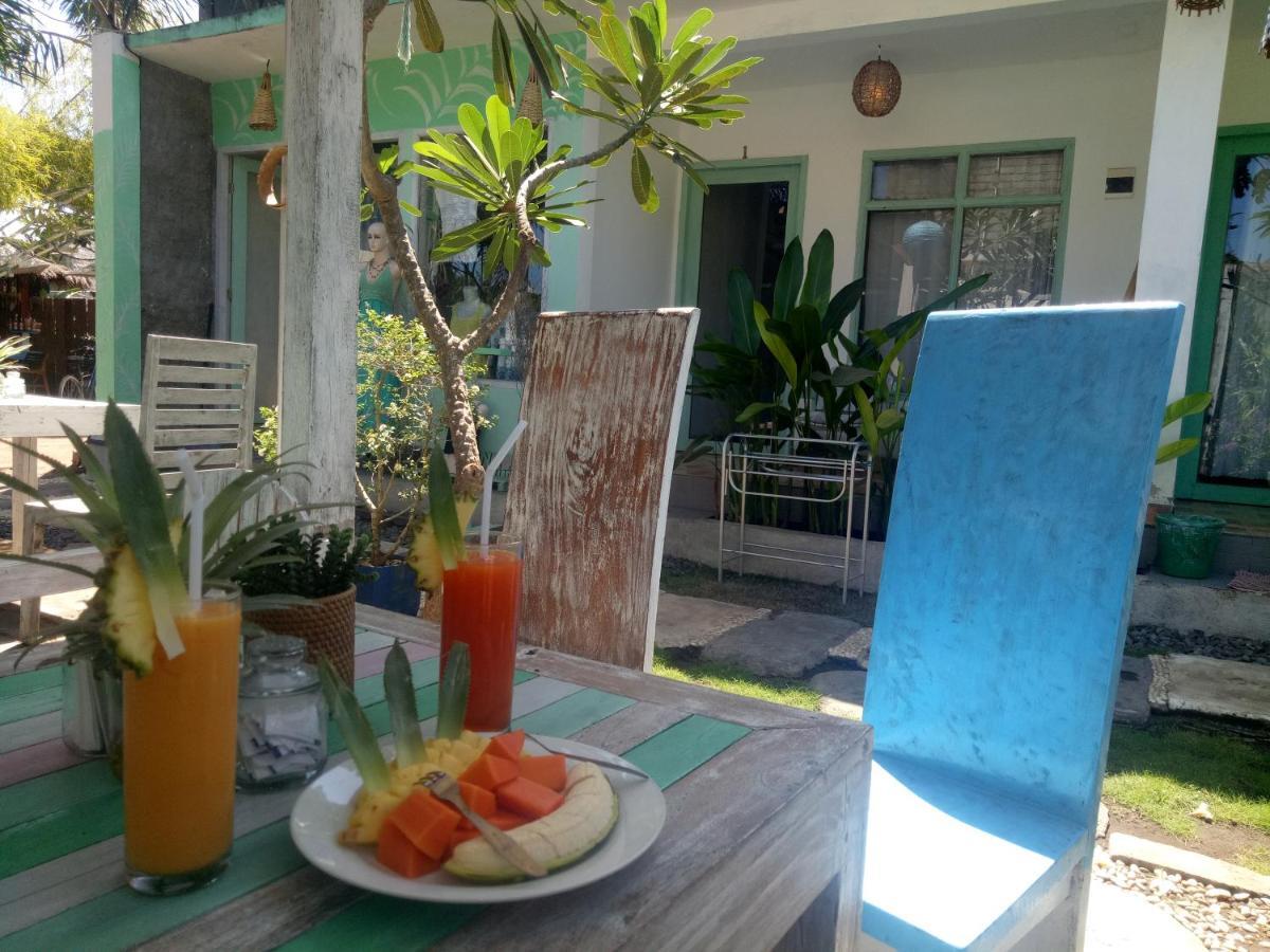 Palm Trees Villas Gili Islands Exterior photo